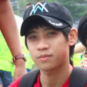 Nhi